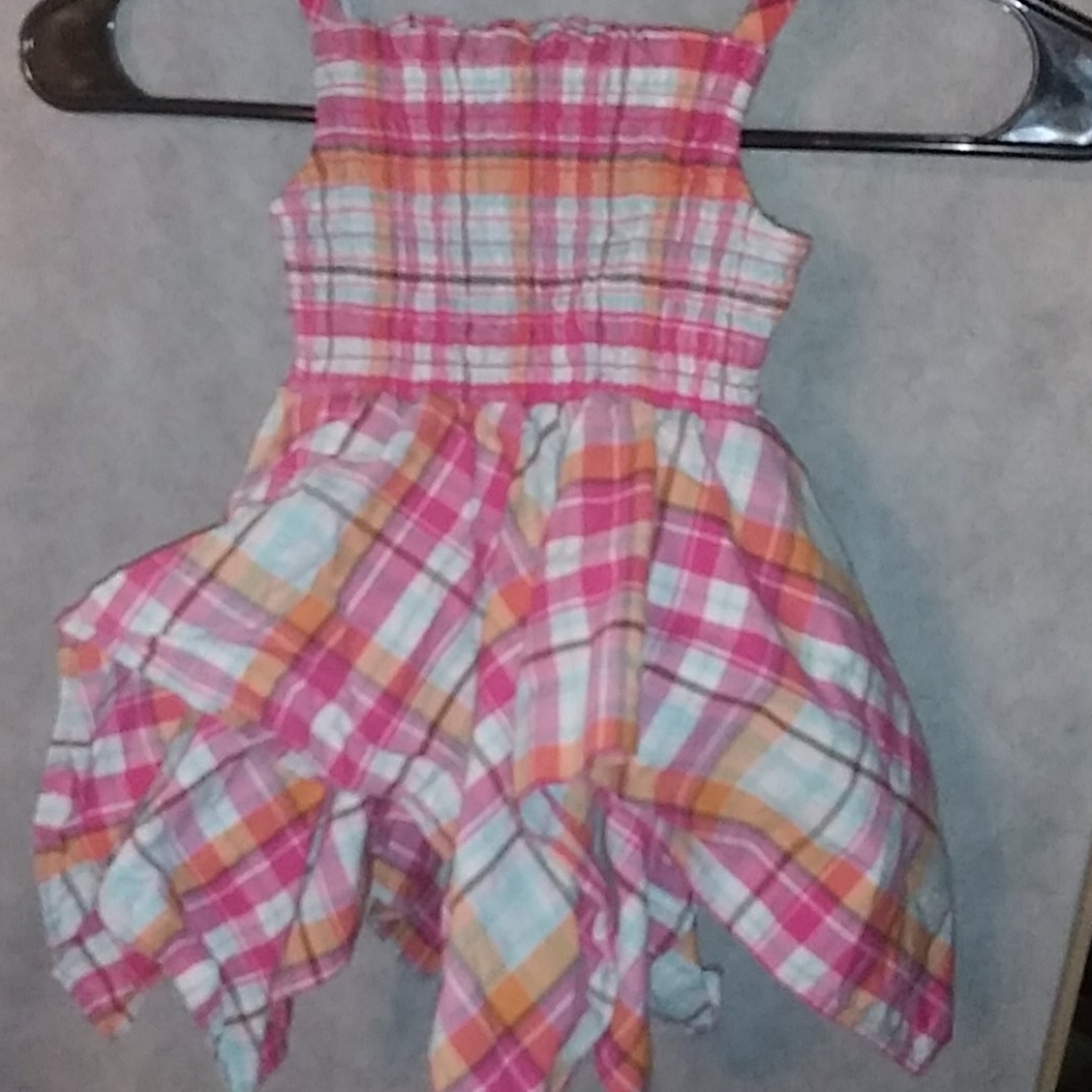 Girl's dress